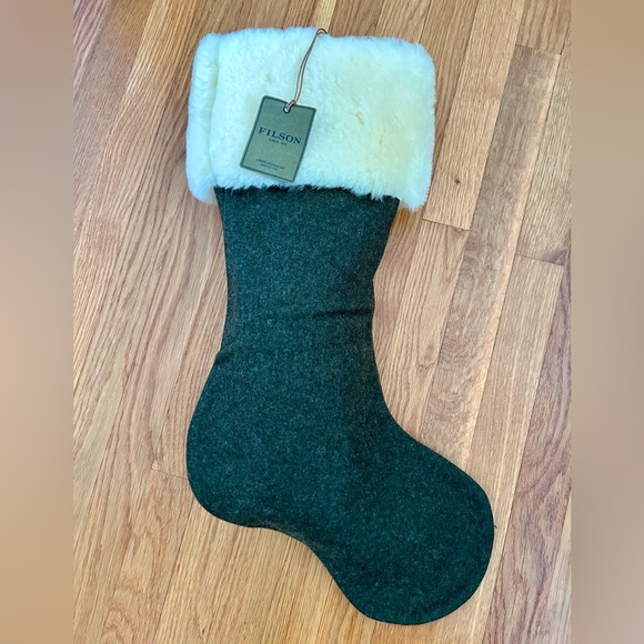 FILSON Mackinaw Wool Christmas Stocking in Forest Green LOWEST PRICE ON POSHMARK - Picture 1 of 7